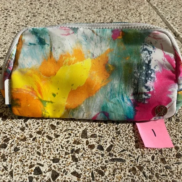 NWT Lululemon everywhere belt bag no limits multi color white paint 🎨 #1 - Picture 1 of 3